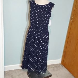 Polka dots for spring sleeveless dress